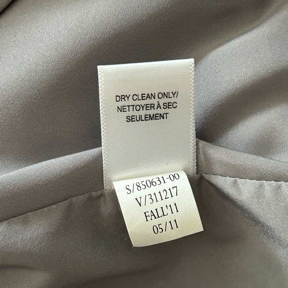 Dress - Picture 5 of 7